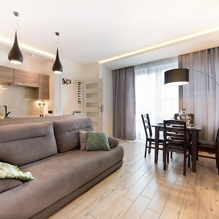 Nice Stay Apartment By Rentoom ทอรูน ภายนอก รูปภาพ